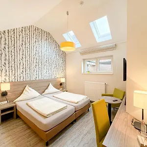 Hotell Up De Birke